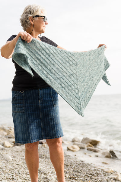 Textured Pyramid  Shawl Pattern