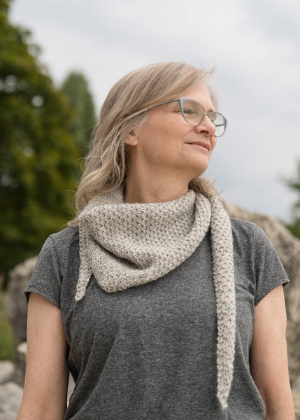 Purl Dust Triangle Scarf Pattern