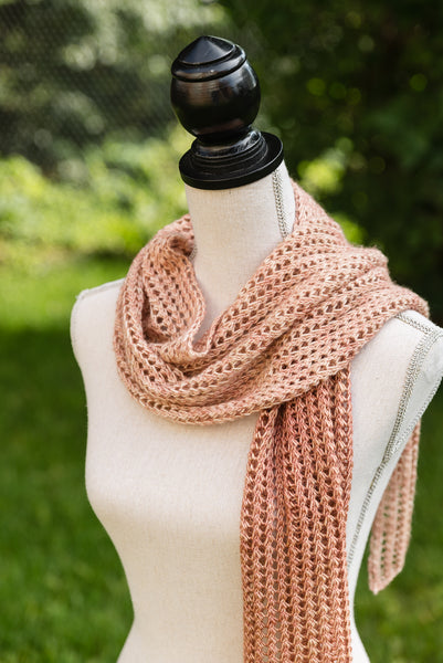 Rosebuds In Lace Scarf Knitting Pattern