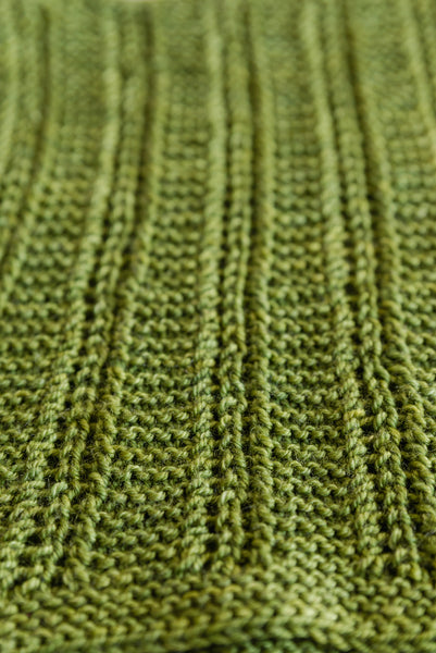 Garter & Lace Cowl Knitting Pattern
