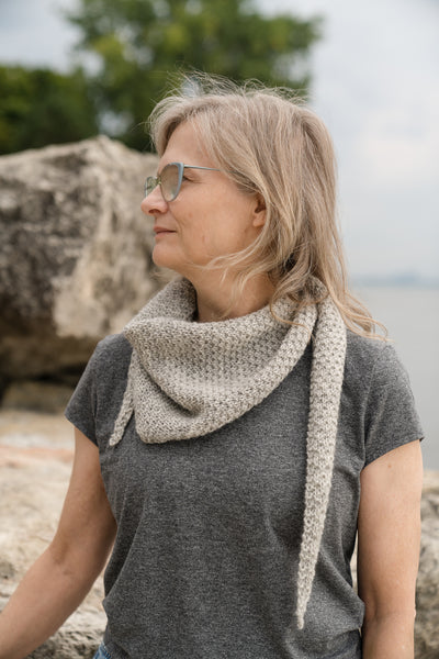 Purl Dust Triangle Scarf Pattern