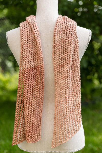 Rosebuds In Lace Scarf Knitting Pattern