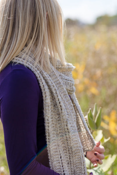 easy hand knit scarf on young woman